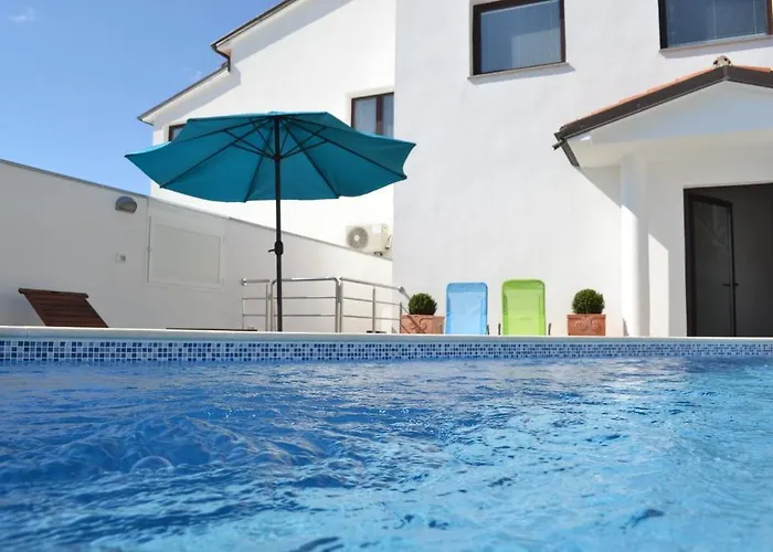 Apartments Villa Holiday